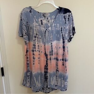 Db established 1962 Boho Chic Tie-Dye Short Sleeve Top Pink Blue Women’s Size M